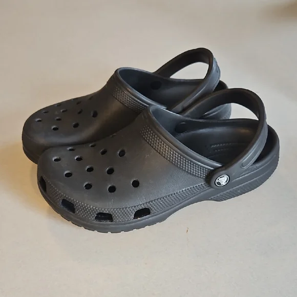 Black Crocs - Picture 1 of 8